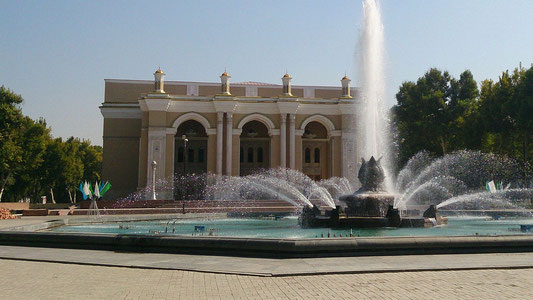 A film is being shot about the opera and ballet theater in Tashkent